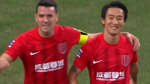 達尼洛獲封尤文巴西旗艦，榮耀歸來引自豪，歐冠舞台成退役佳選