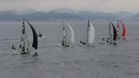 郑钦文澳网遗憾出局，女单32强梦想破碎，赛场泪洒无奈